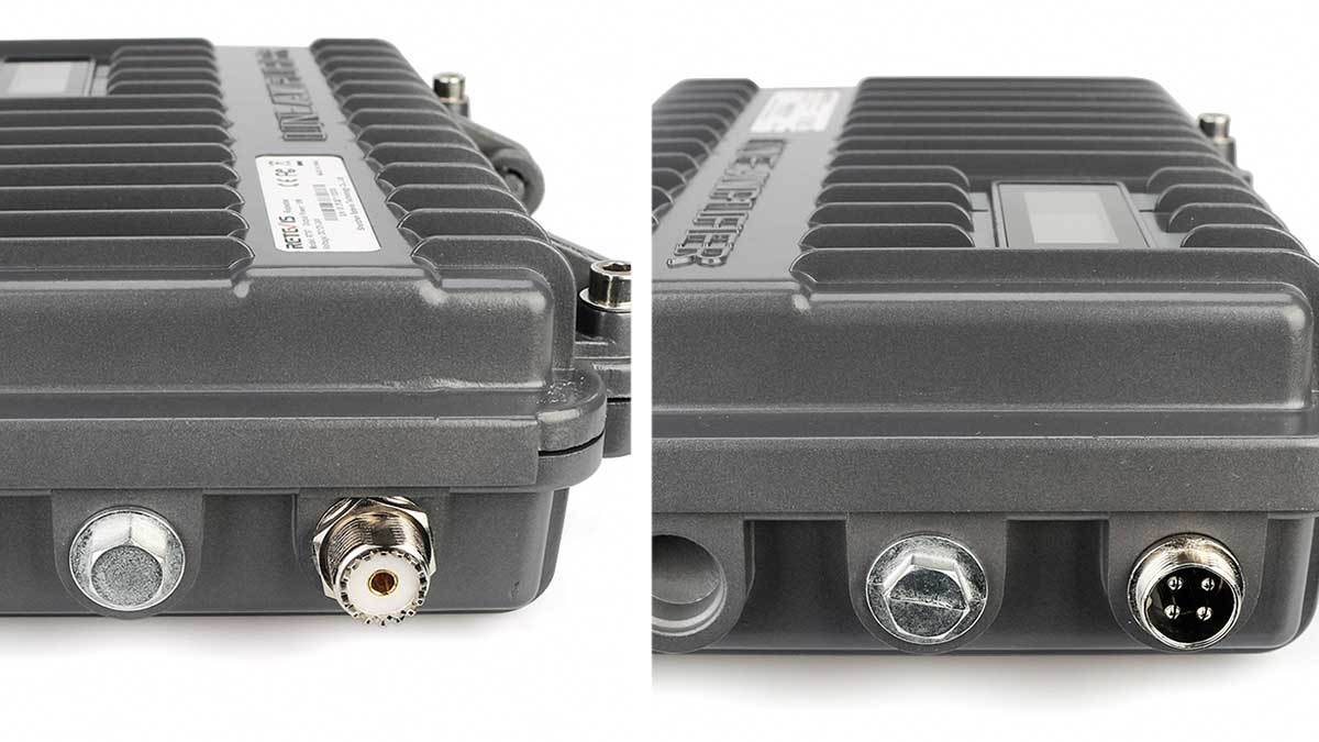 RT97 full-duplex GMRS repeater relaying between handheld radios