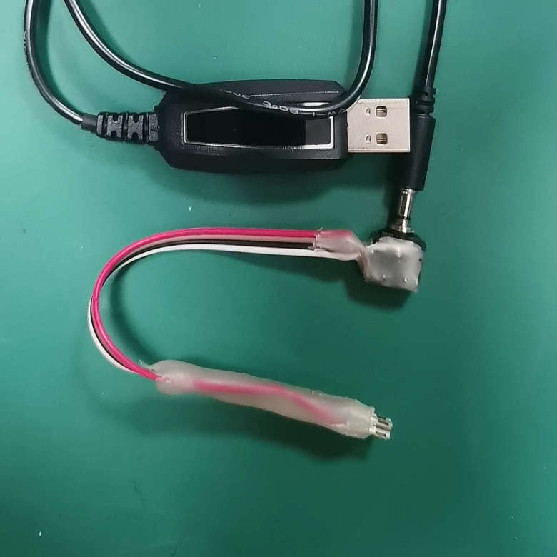 Programming Cable for RM40 VHF Handheld Radio
