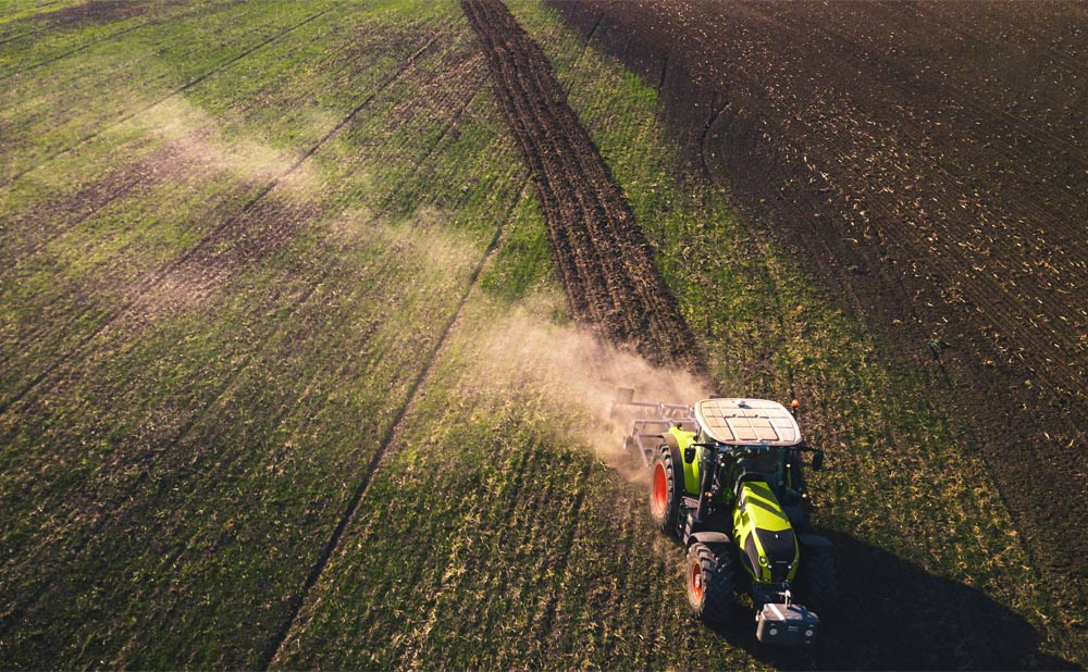 The Importance of Two-Way Radio Repeaters for Rural and Agricultural Operations