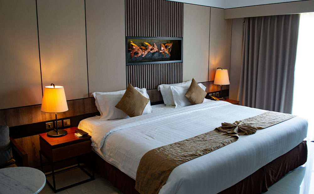 HD2, P1, NR30D: Which DMR Dual Band Radio is Best for Hotel Management?