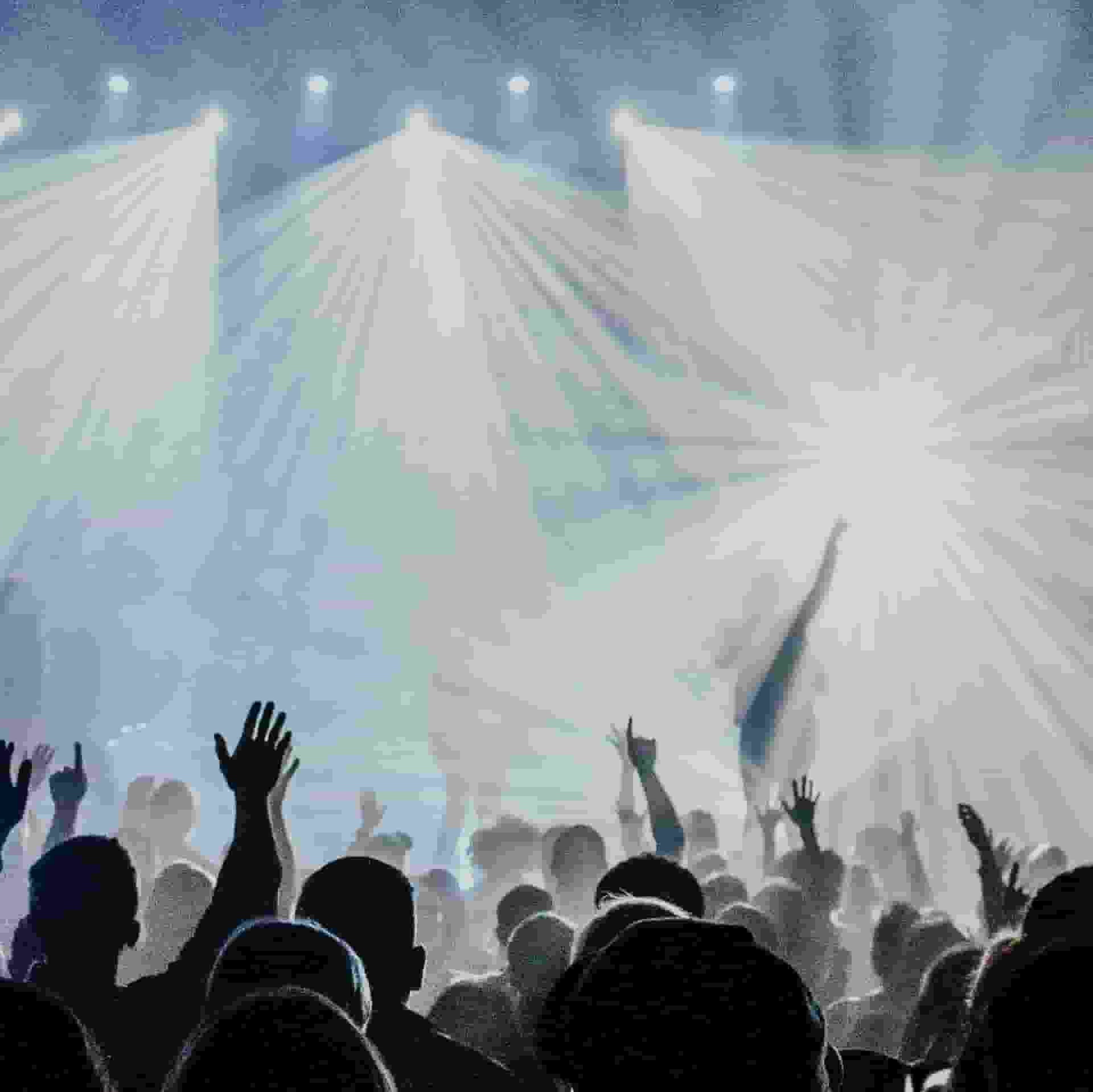 Two-Way Radio Repeaters for Event Organizers: How to Ensure Smooth Communication