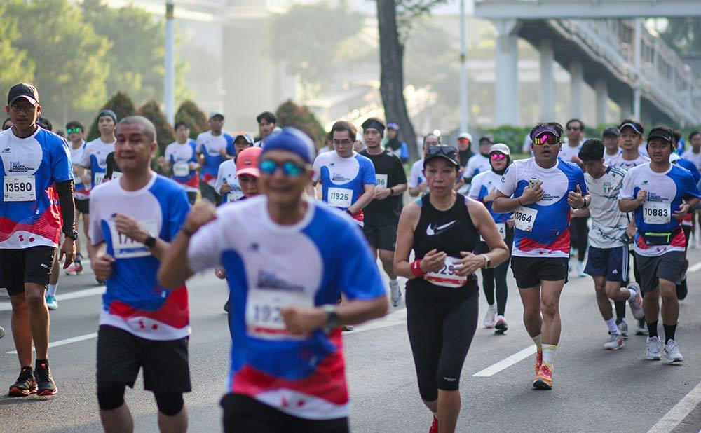 Marathon Medical Team Communication with Portable DMR Radios