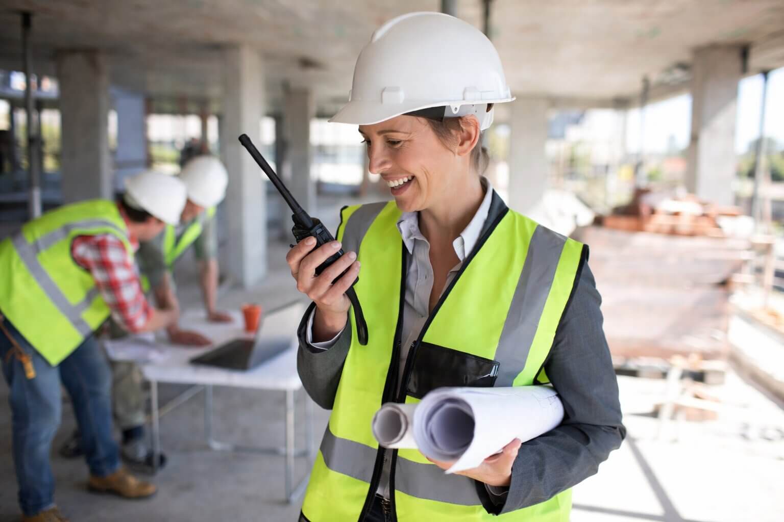 Best Radios for Communicating Through Steel and Concrete