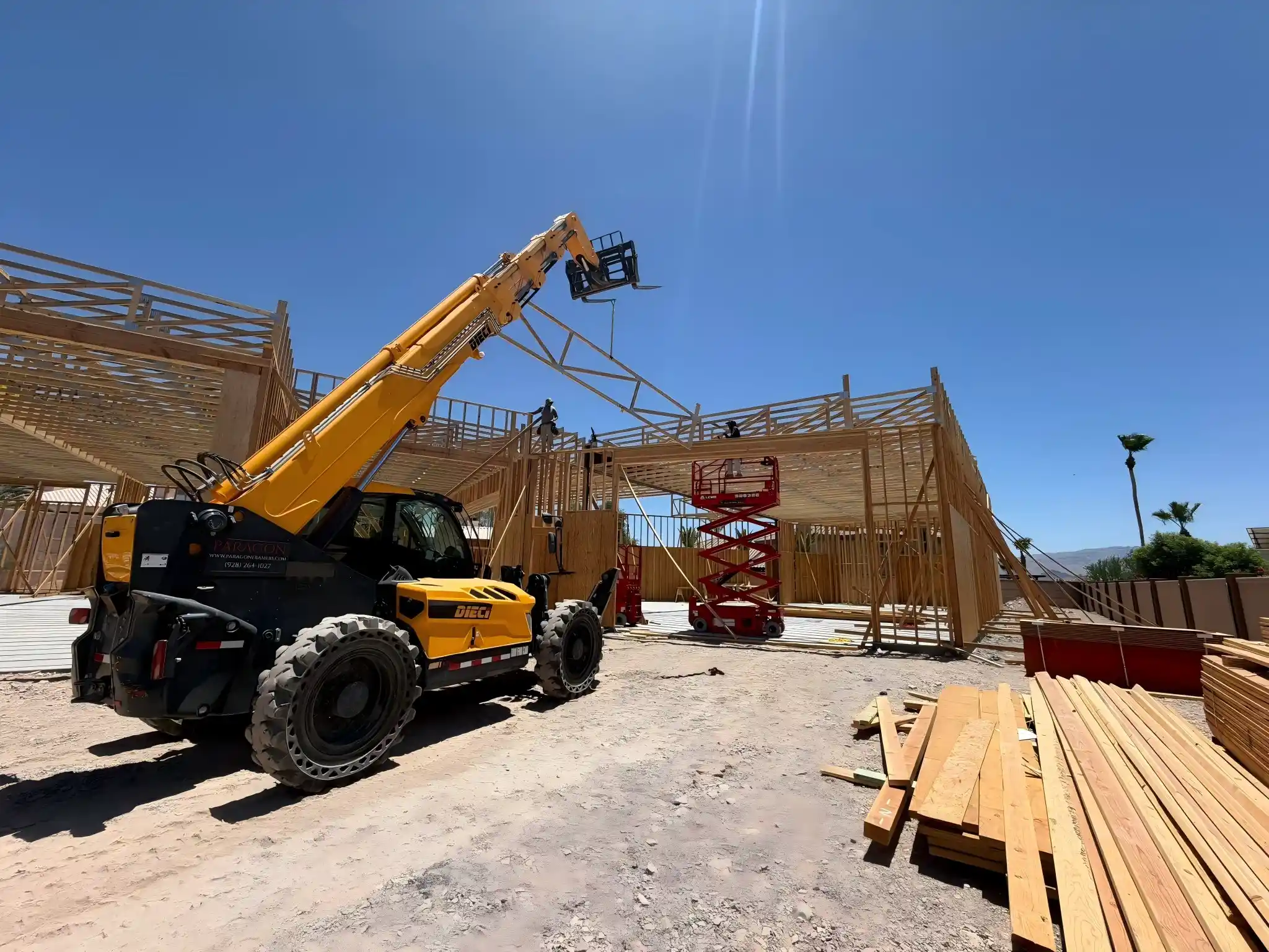 Precision Coordination: Choosing Dust-Tight Radios for Carpentry Crews